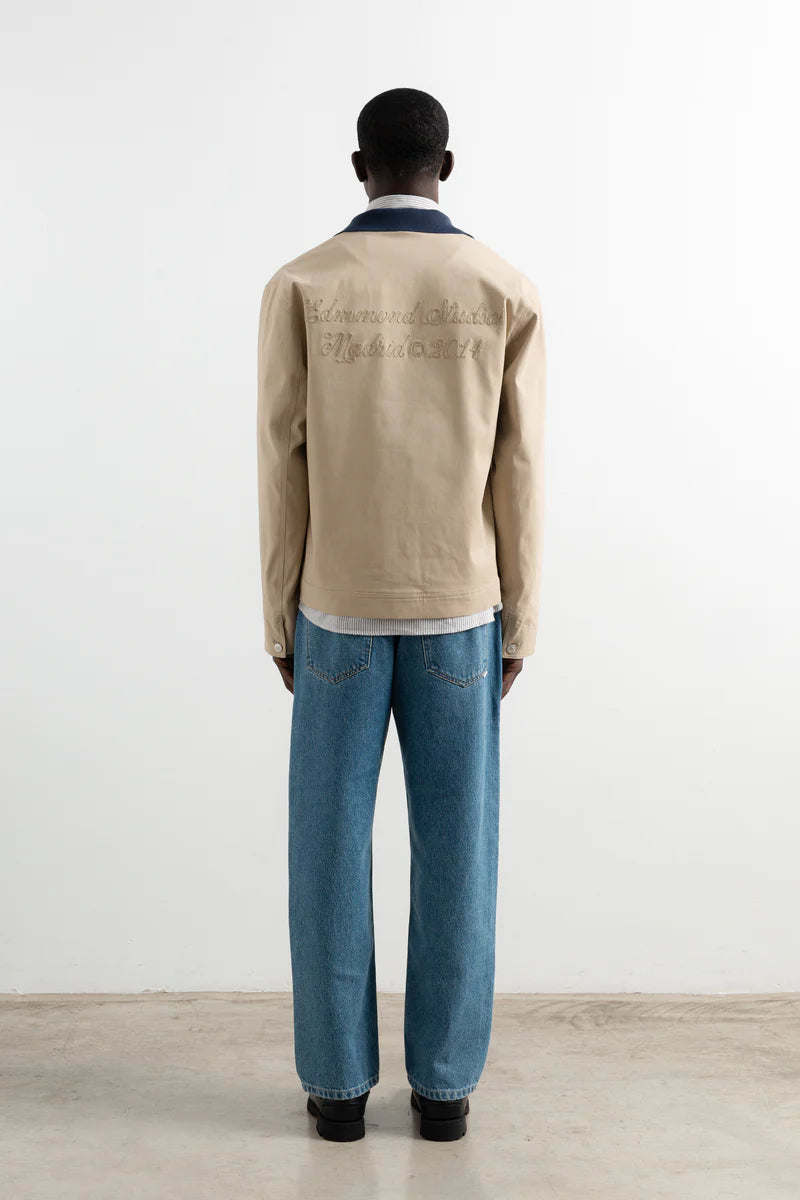 Signature jacket tan