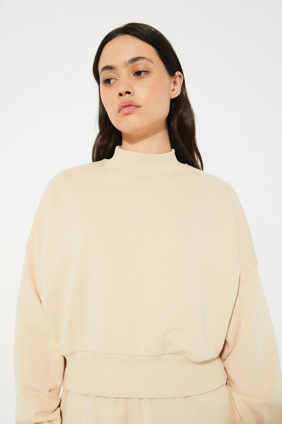 Pia beige sweatshirt