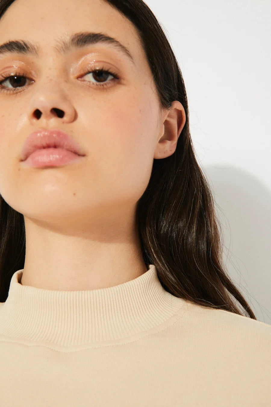 Pia beige sweatshirt