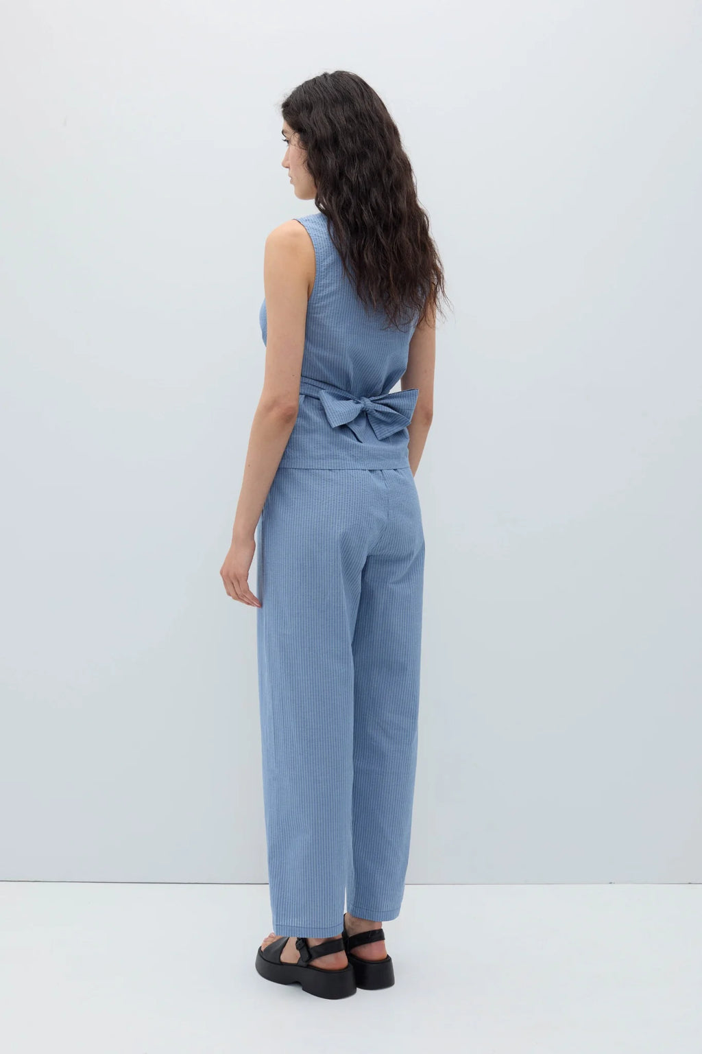 Kampa blue striped pants