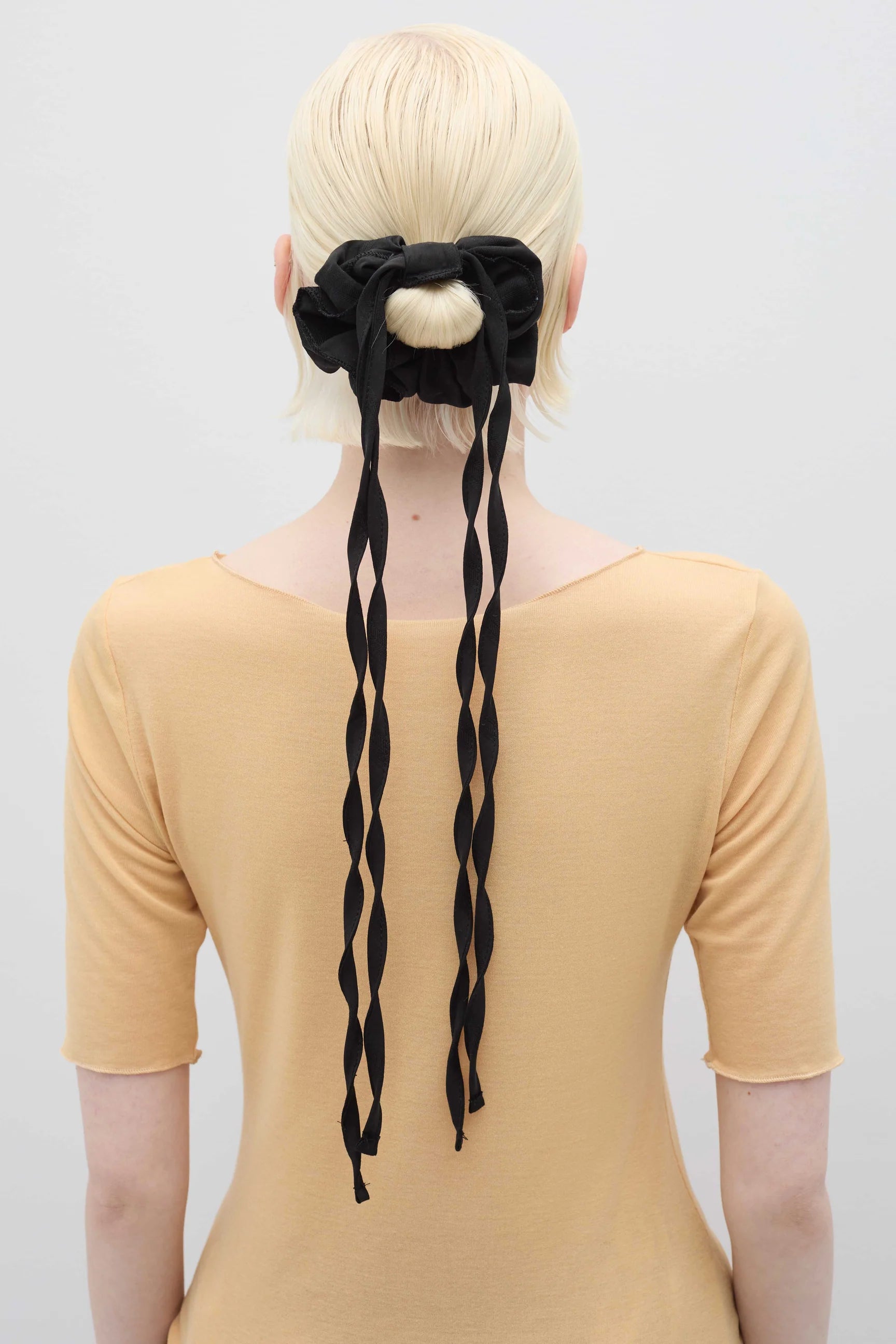 Ada black scrunchie