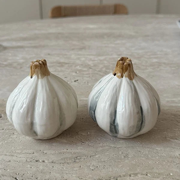 Salt pepper garlic