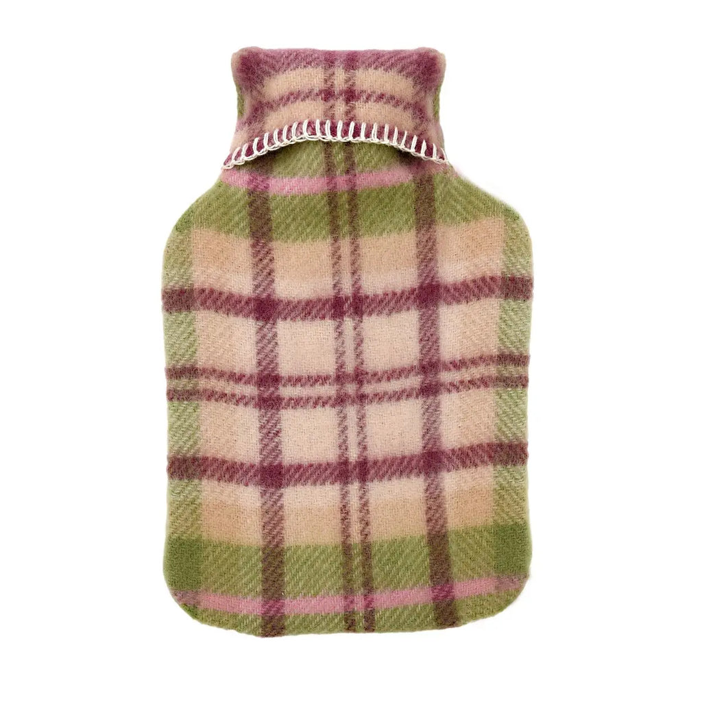 Hot water bottle cover in pure virgin pink wool