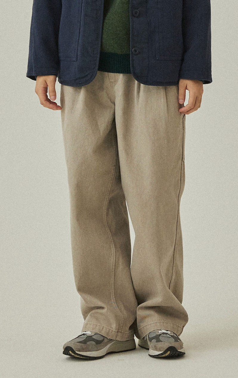 Two-tuck wide cation pants, light beige