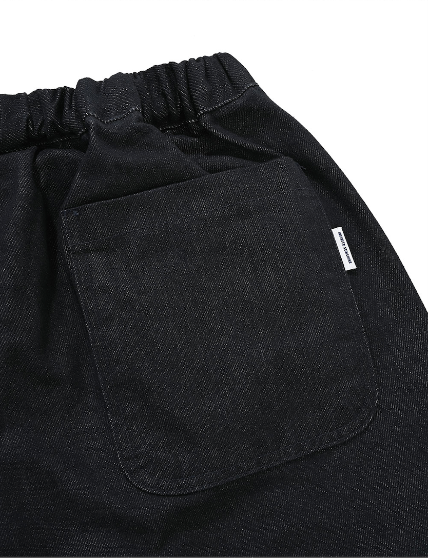Two tuck wide deep indigo denim pants
