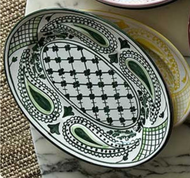 Oval bandana dish
