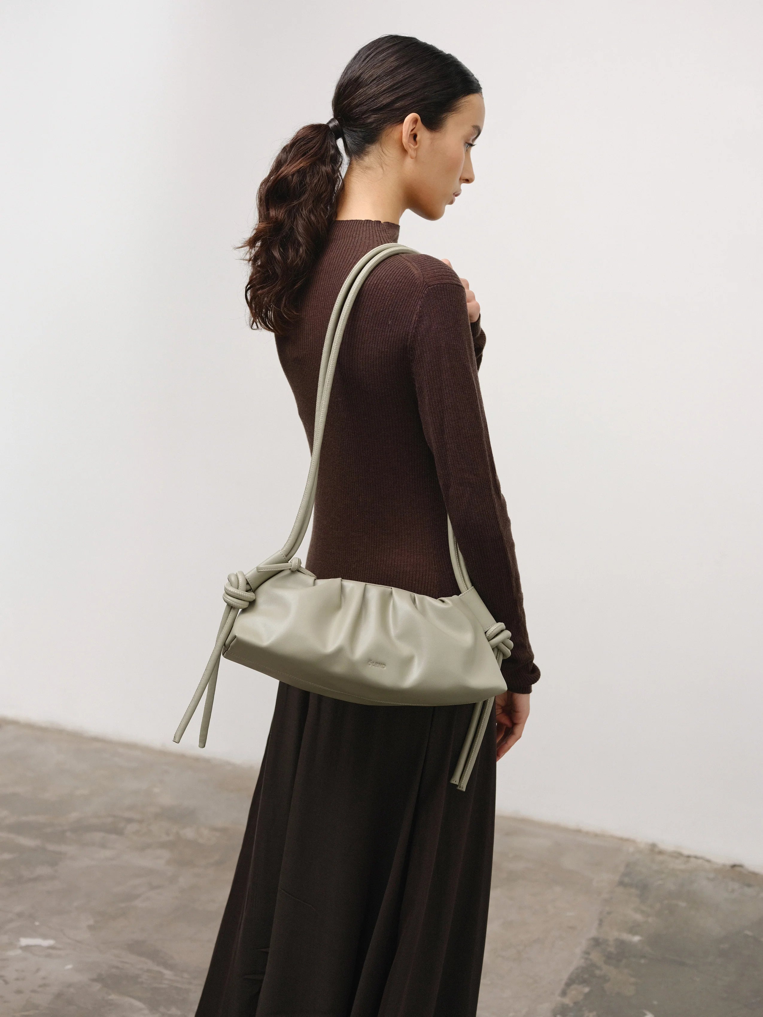 Sage dumpling bag