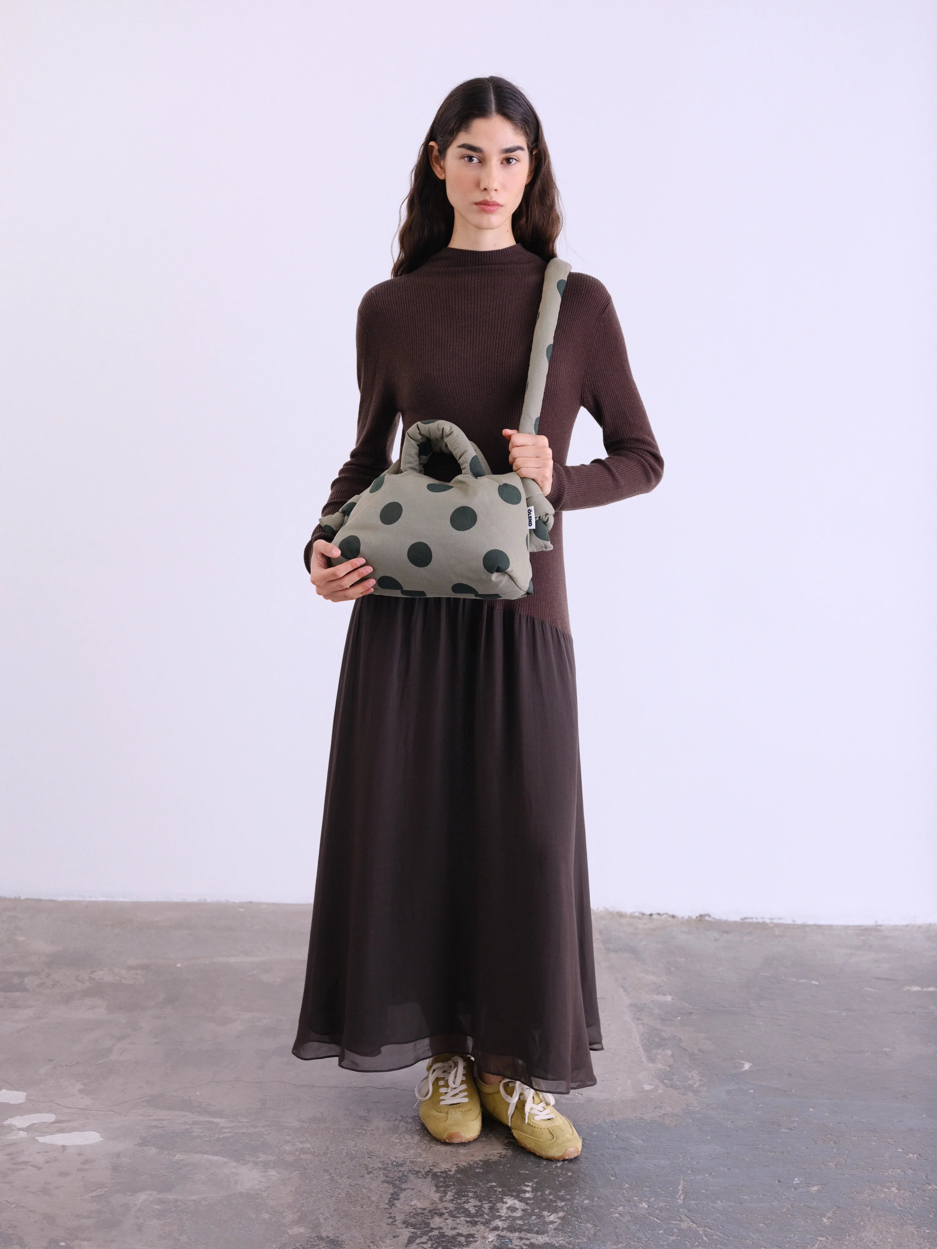 Mini Ona bag dots forest green sage