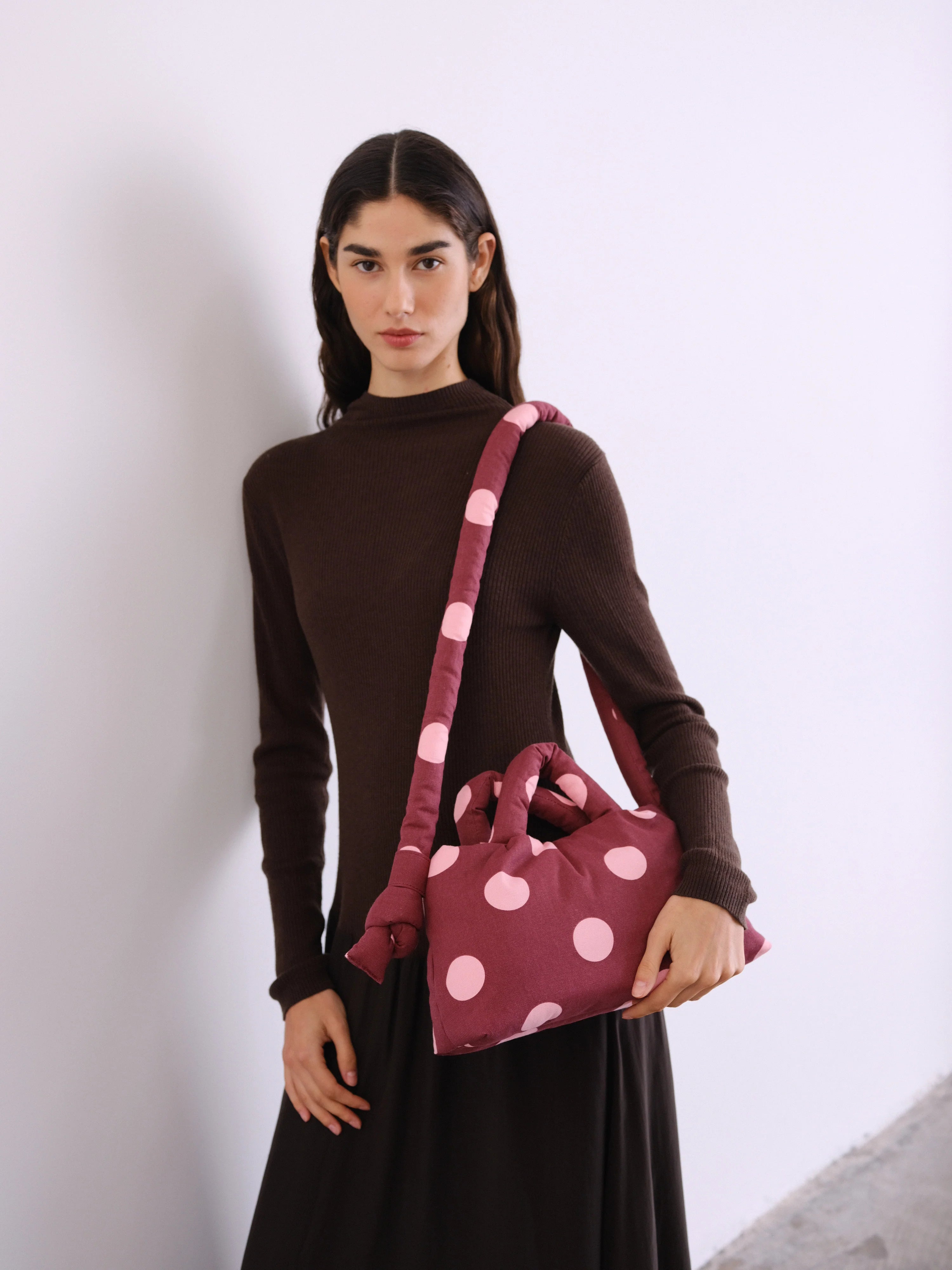 Mini Ona bag dots pale pink cherry red