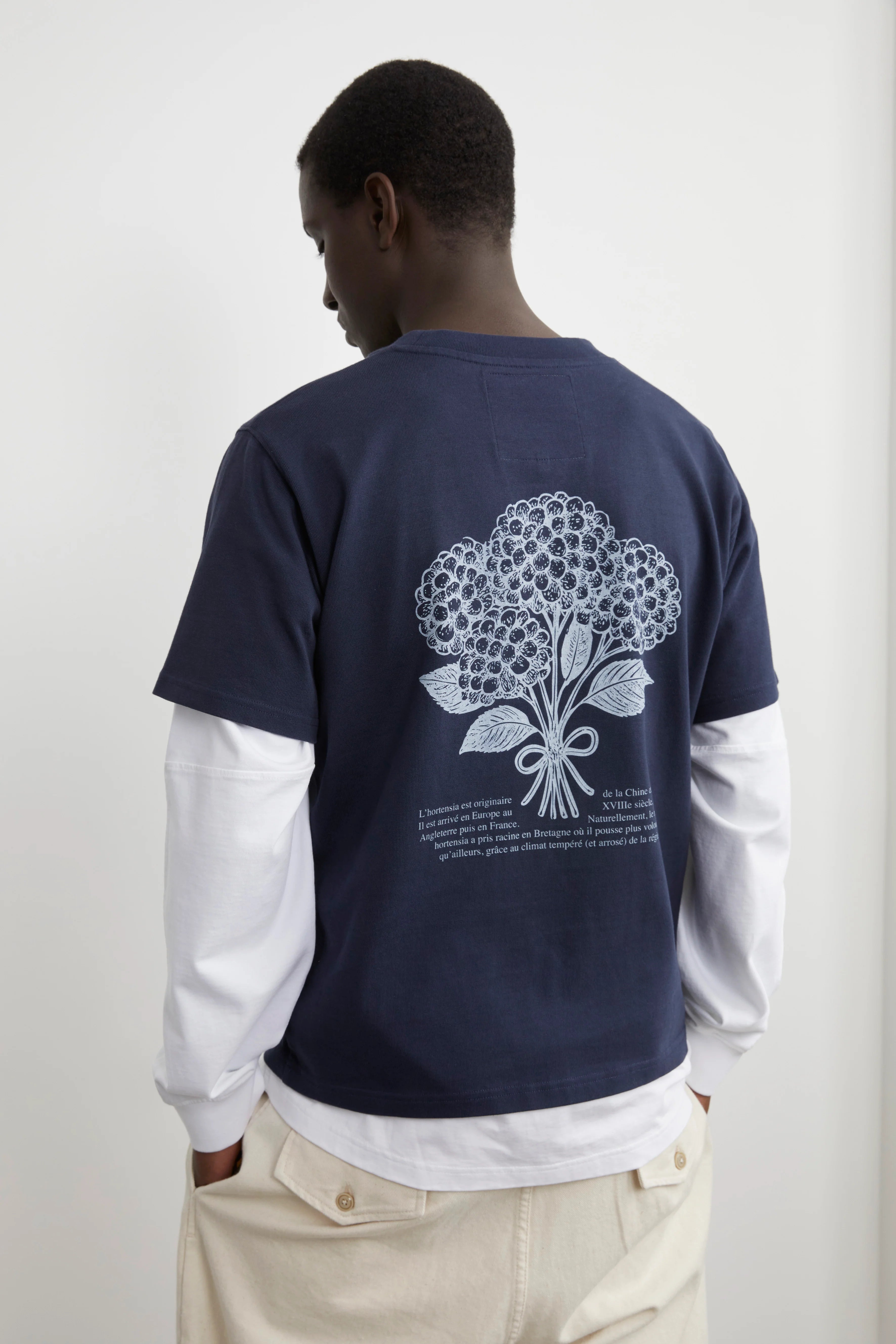 Navy hydrangea t-shirt