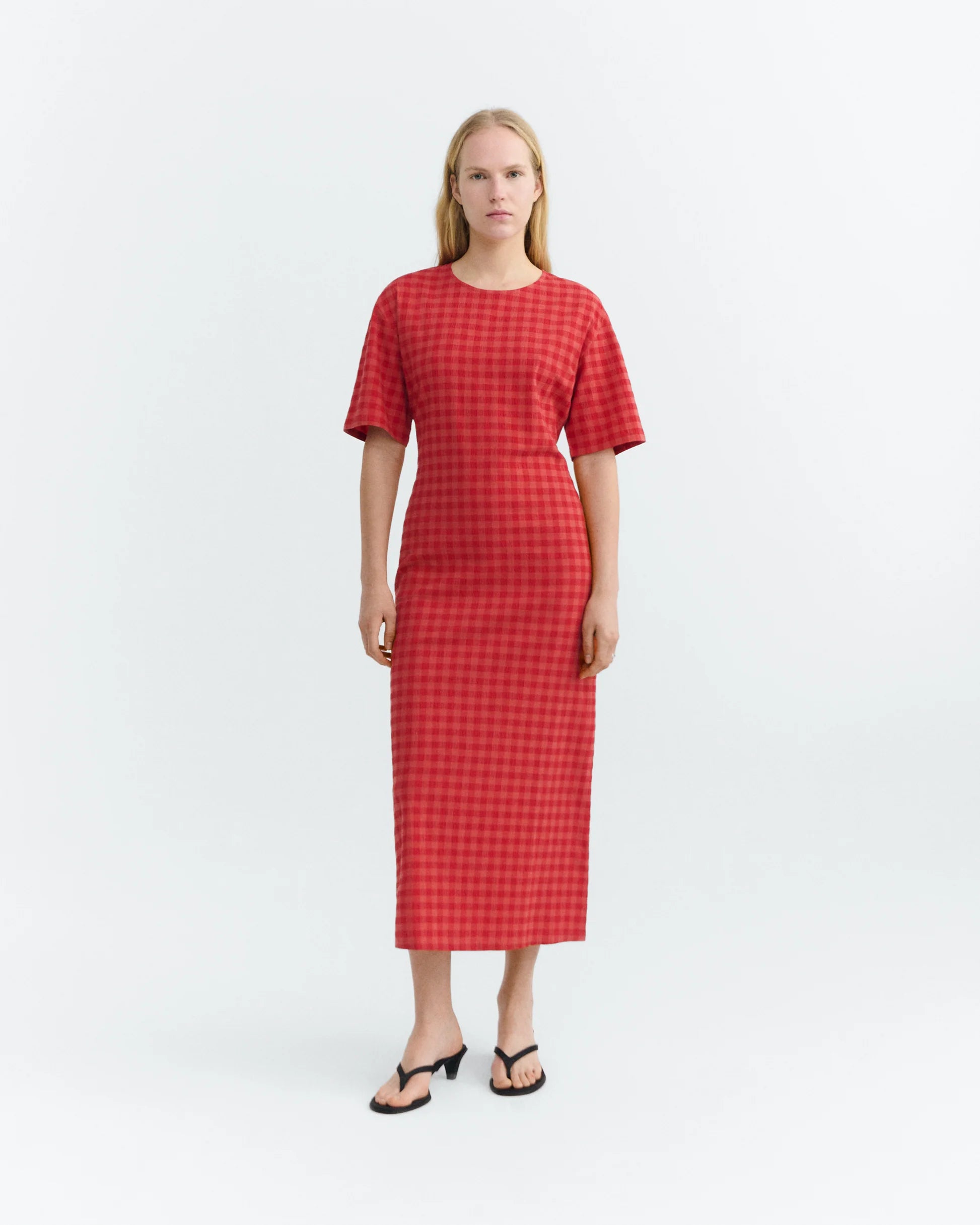 Kina red checks seersucker red
