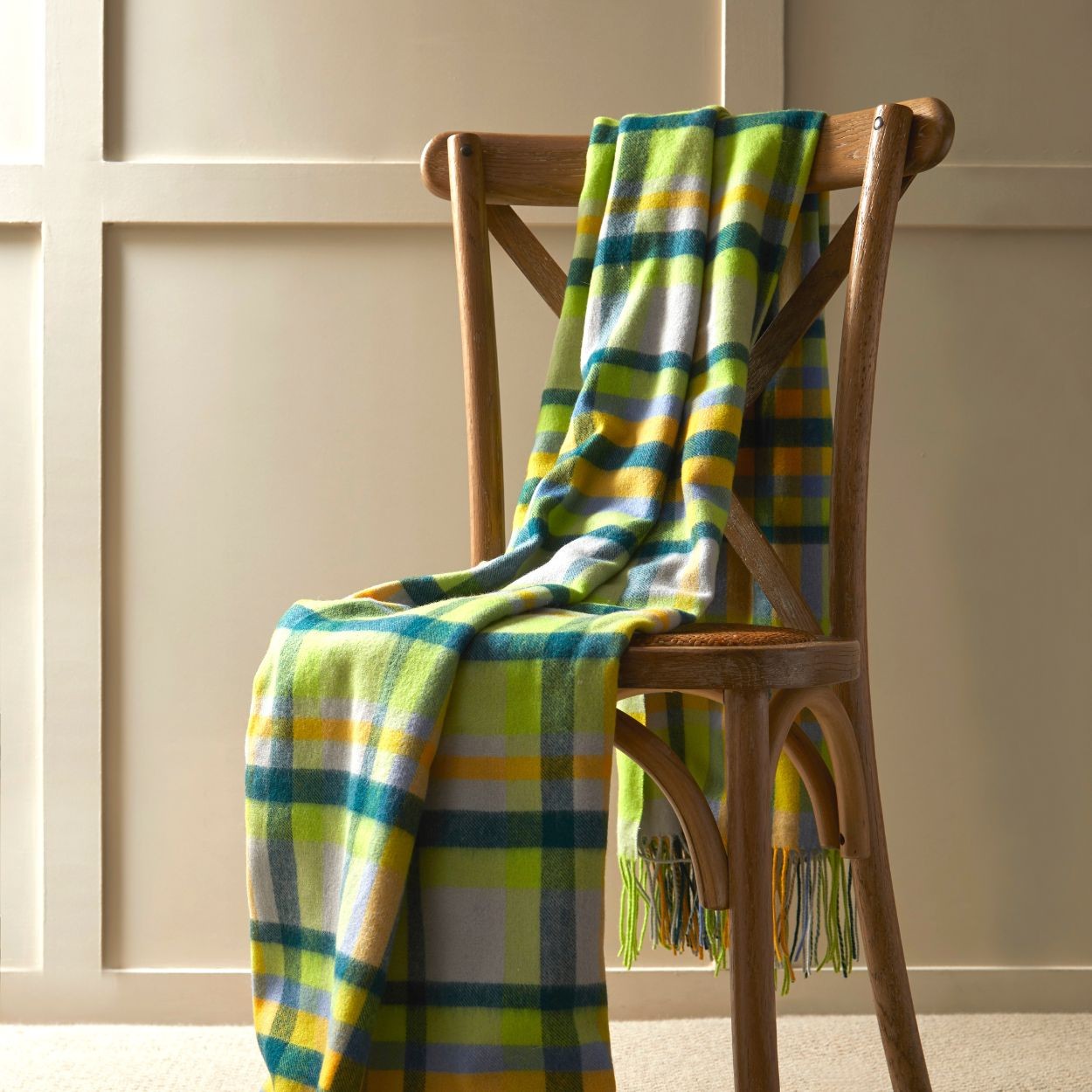 Green virgin wool throw