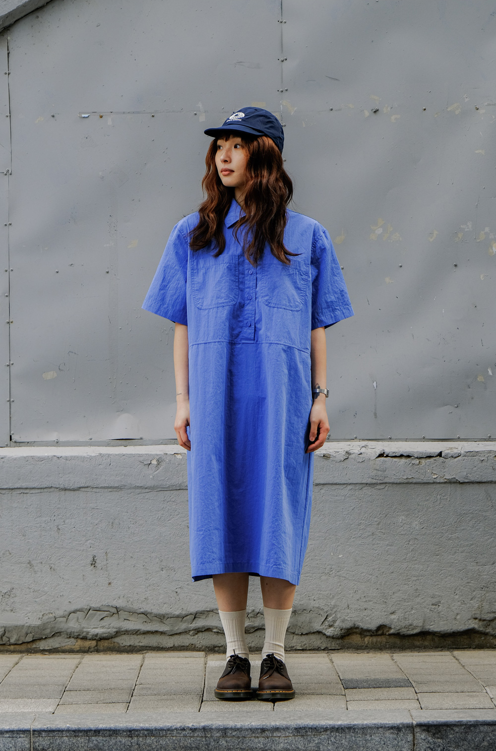 Robe chemise courte bleue à poches