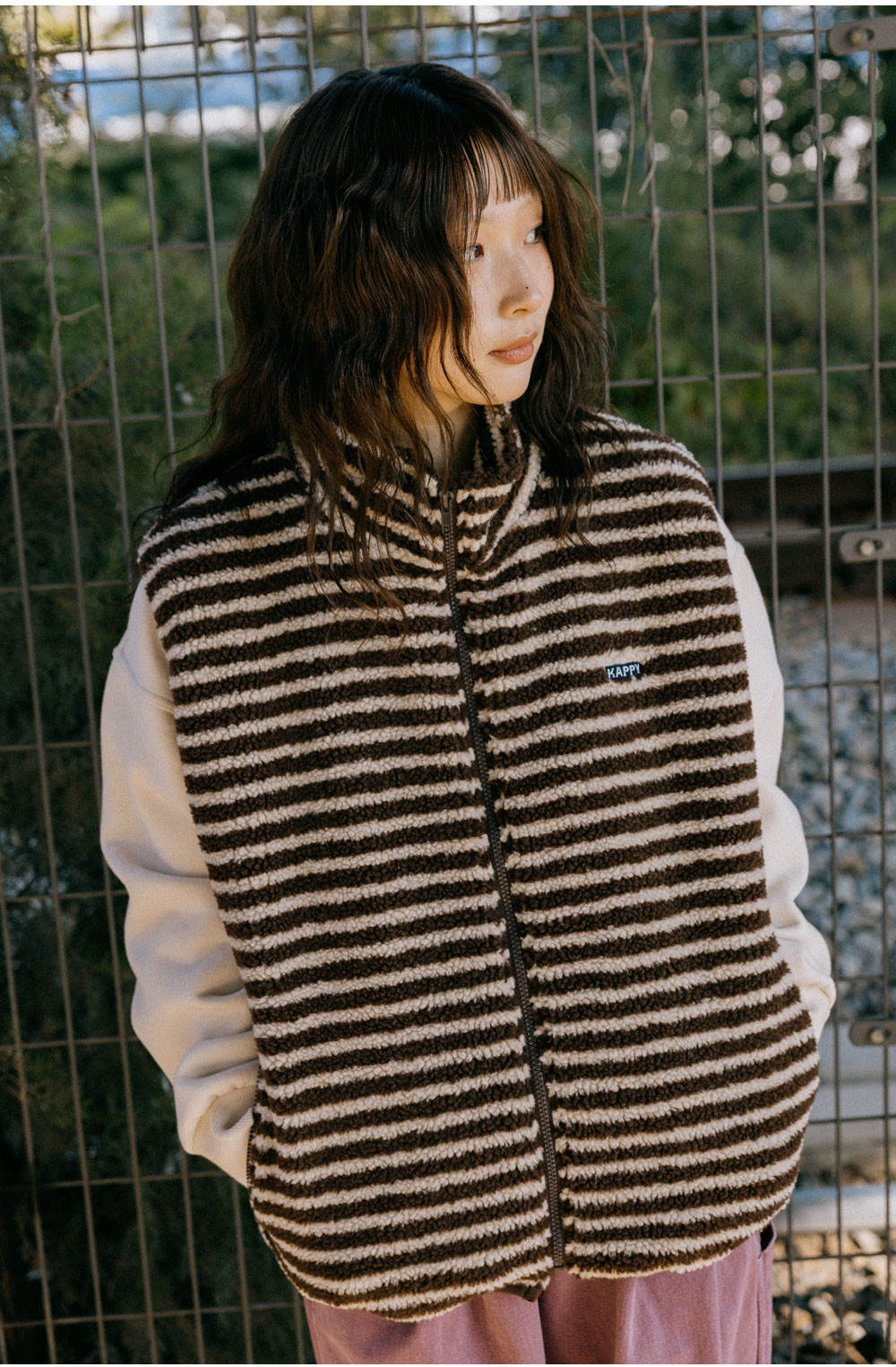Stripe fleece zipper vest brown