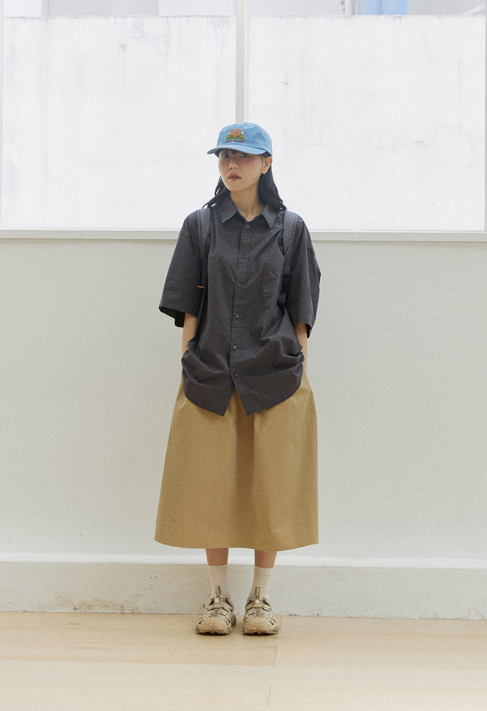 Flared beige banded skirt