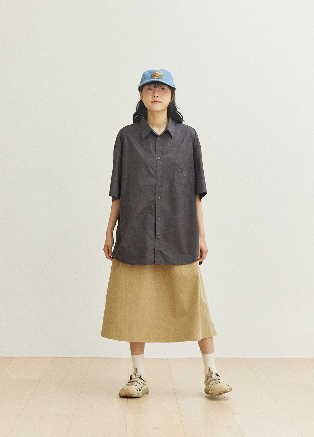 Flared beige banded skirt