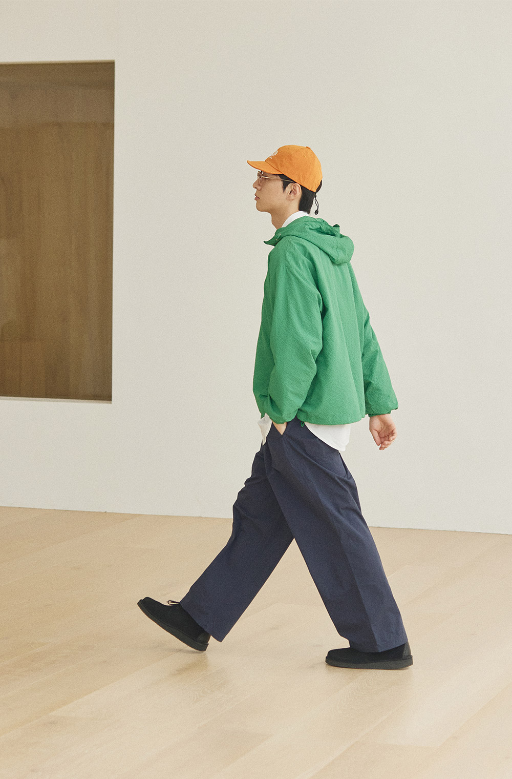 Two-tuck wide chino pants navy