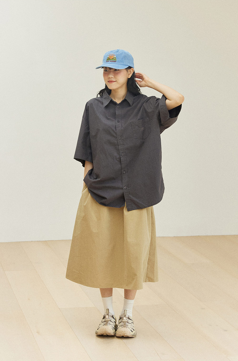 Flared beige banded skirt