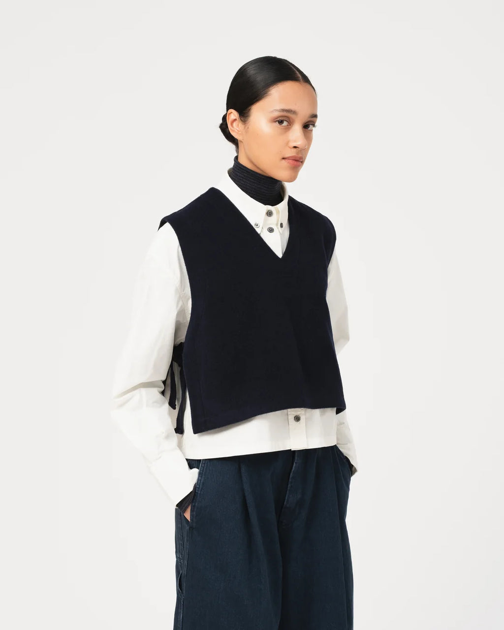 Vee vest navy