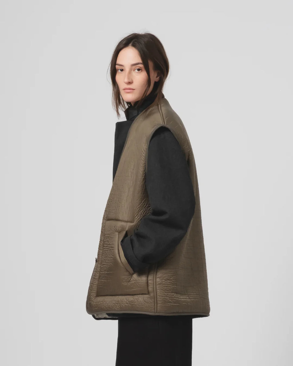 Ridge Vest Nylon Down Fossil Green / Off White