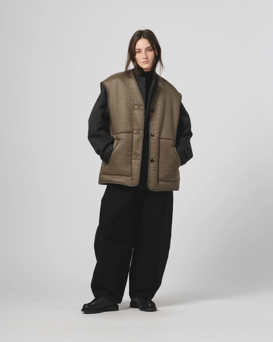 Ridge Vest Nylon Down Fossil Green / Off White